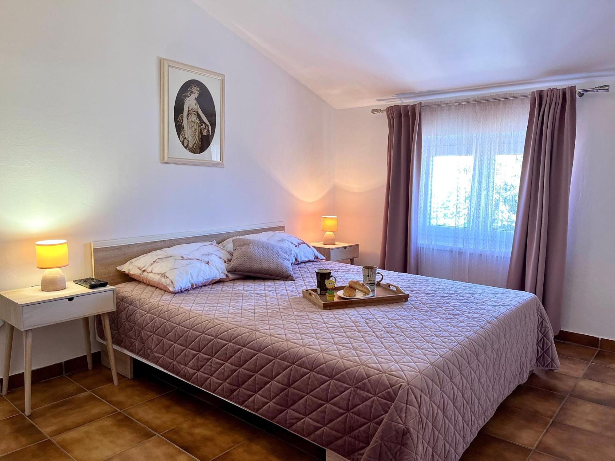 E & E Hotel Medulin Bagian luar foto